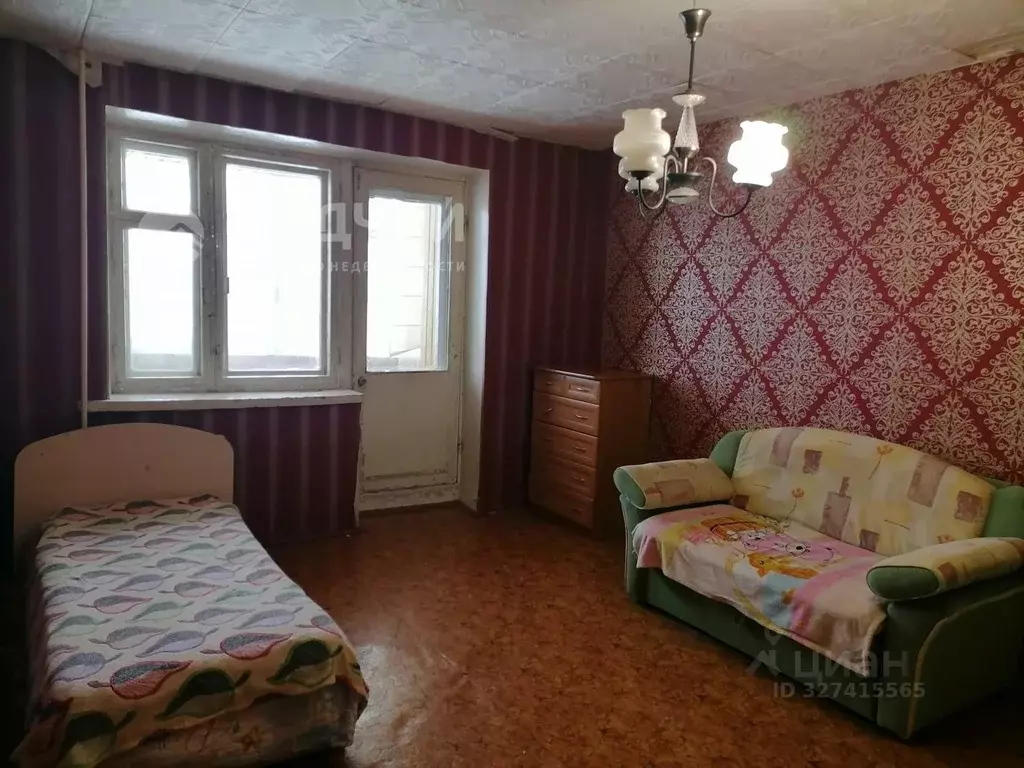3-к кв. Чувашия, Вурнары пгт ул. Карла Маркса, 4Б (59.0 м) - Фото 1
