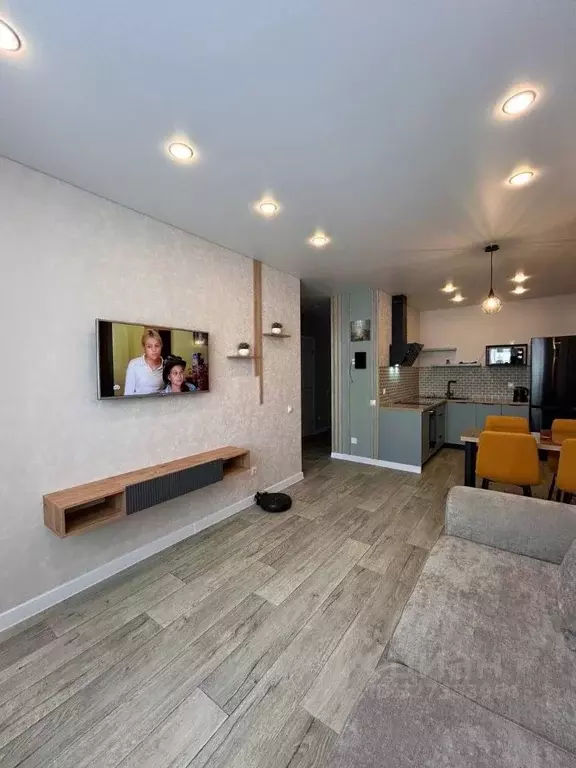 1-к кв. Тюменская область, Тюмень Харьковская ул., 76 (42.0 м) - Фото 1