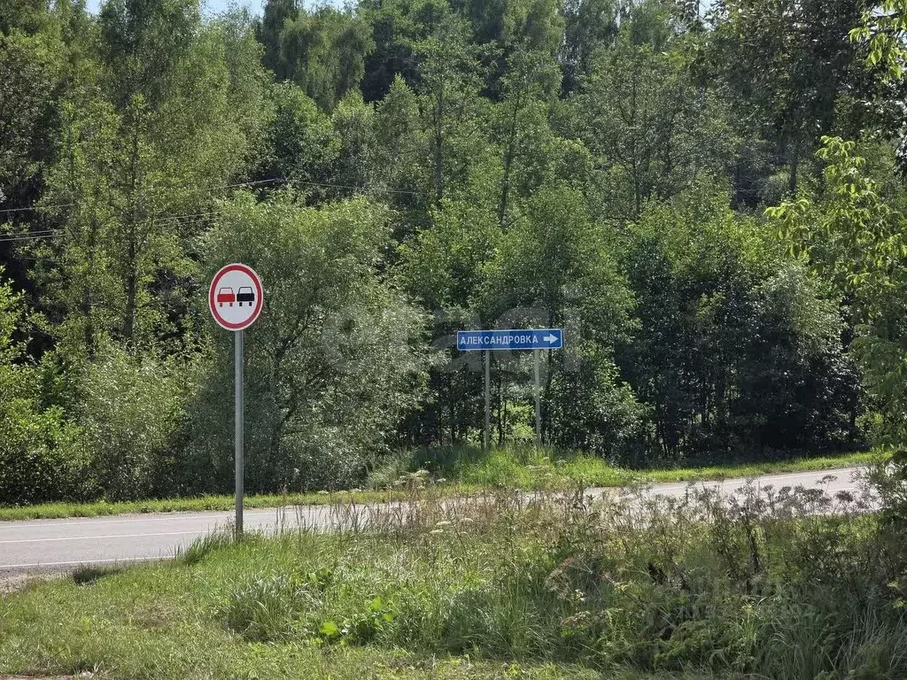 Участок в Калужская область, Ферзиковский муниципальный округ, д. ... - Фото 2