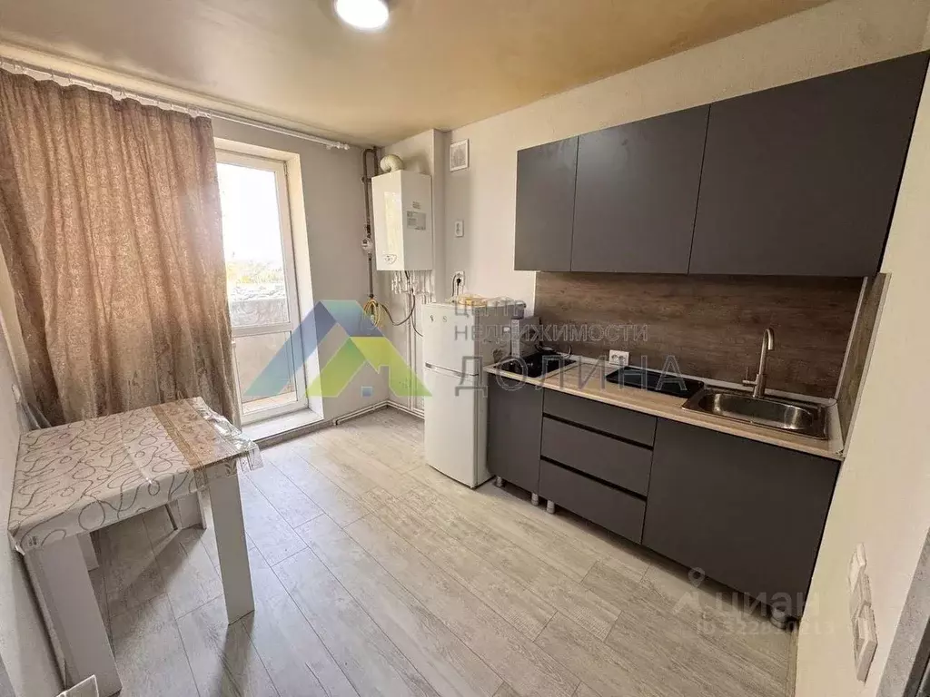 1-к кв. Волгоградская область, Волгоград ул. Шумского, 12 (28.3 м) - Фото 1