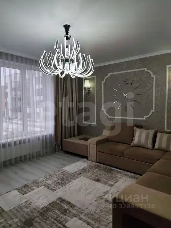 2-к кв. Тюменская область, Тюмень ул. Федюнинского, 30к1 (66.4 м) - Фото 1