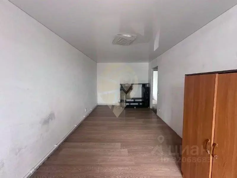 2-к кв. Белгородская область, Старооскольский городской округ, с. ... - Фото 0