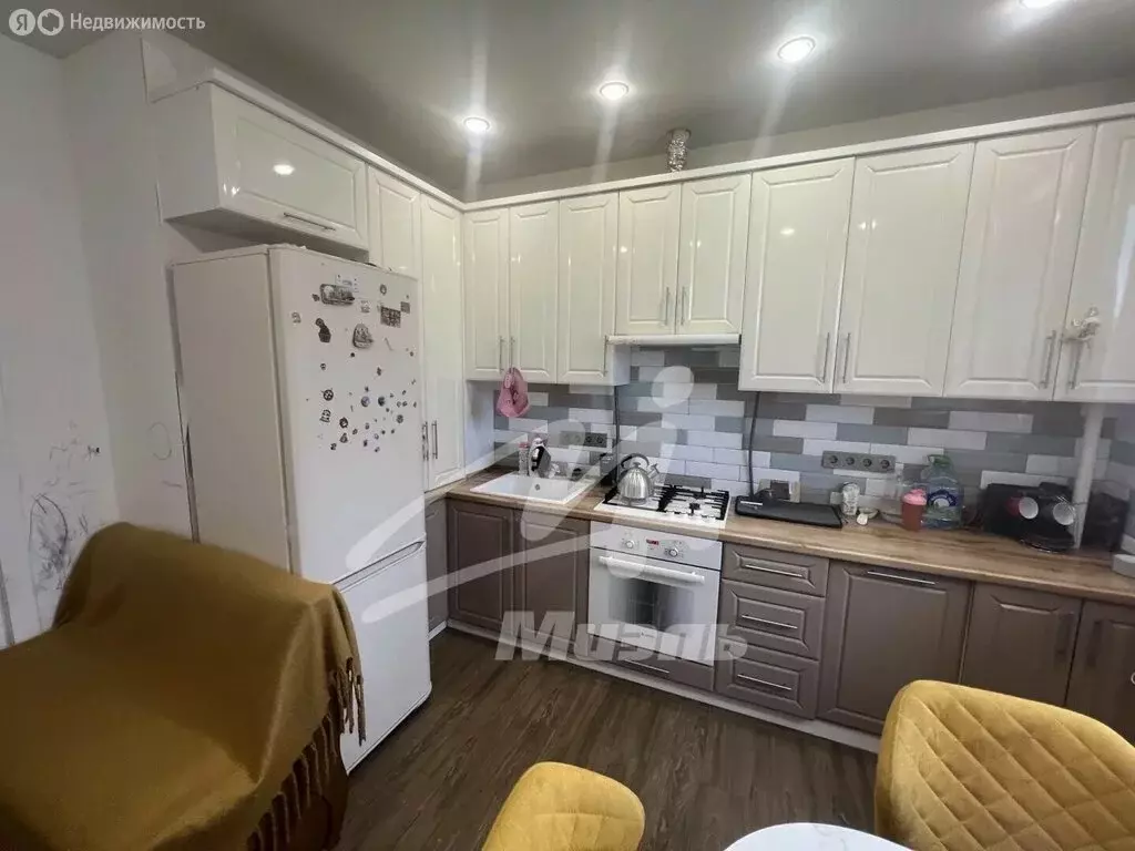 2-комнатная квартира: деревня Бекасово, 23/3 (61.1 м) - Фото 1