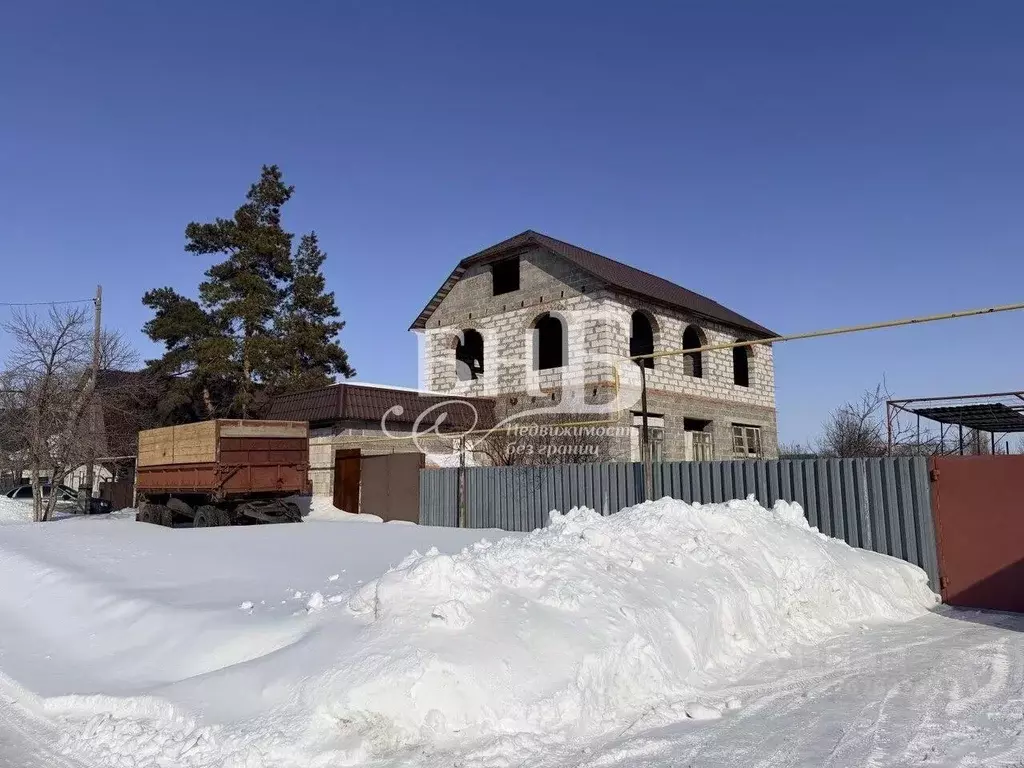 Дом в Оренбургская область, Соль-Илецк Сорокинская ул., 55 (188 м) - Фото 2