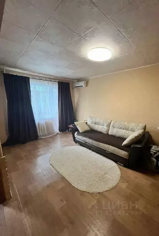 1-к кв. Волгоградская область, Волгоград ул. Хользунова, 8 (30.8 м) - Фото 0