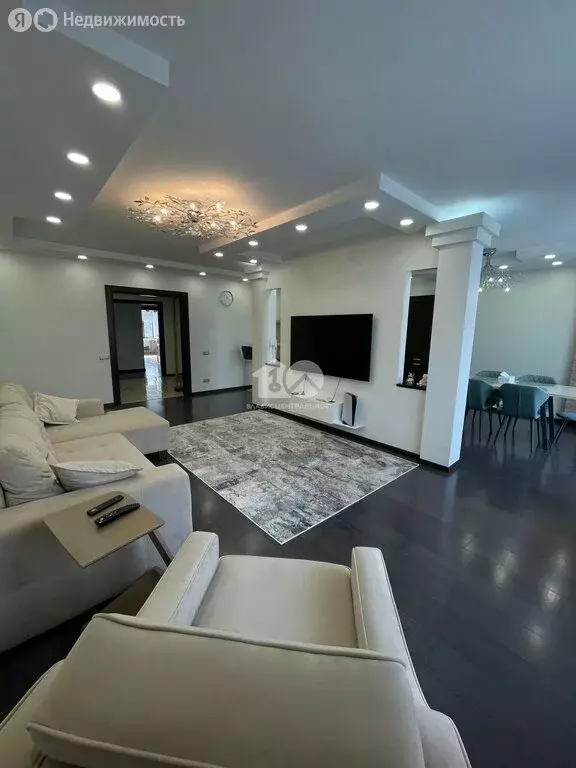 4-комнатная квартира: Кемерово, бульвар Строителей, 28/1 (140 м) - Фото 0