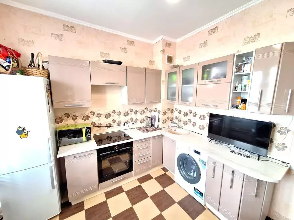 1-к кв. Тверская область, Тверь ул. Фрунзе, 2к2 (41.6 м) - Фото 0