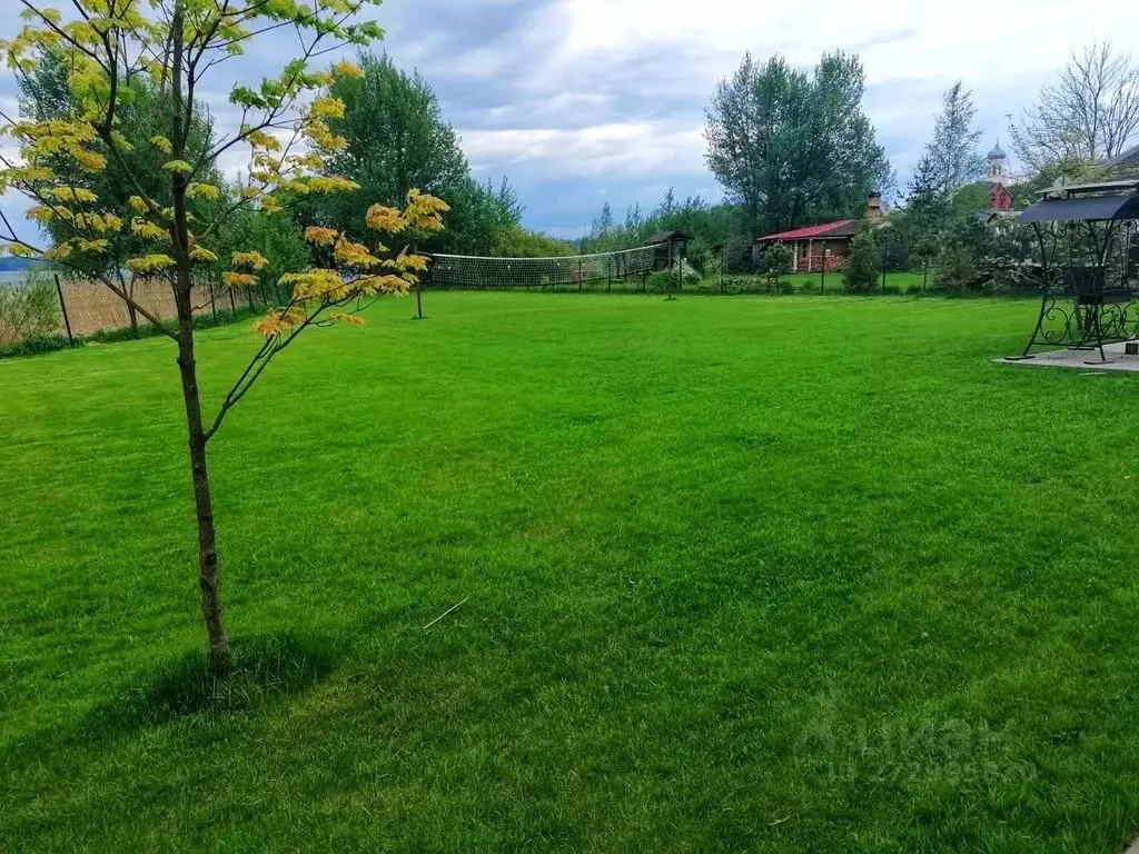 Дом в Новгородская область, Валдай ул. Белова, 3А (190 м) - Фото 1