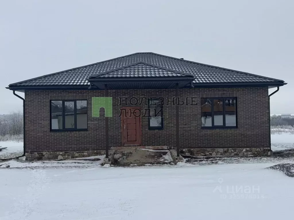 Дом в Белгородская область, Белгородский район, Разумное рп ул. ... - Фото 1