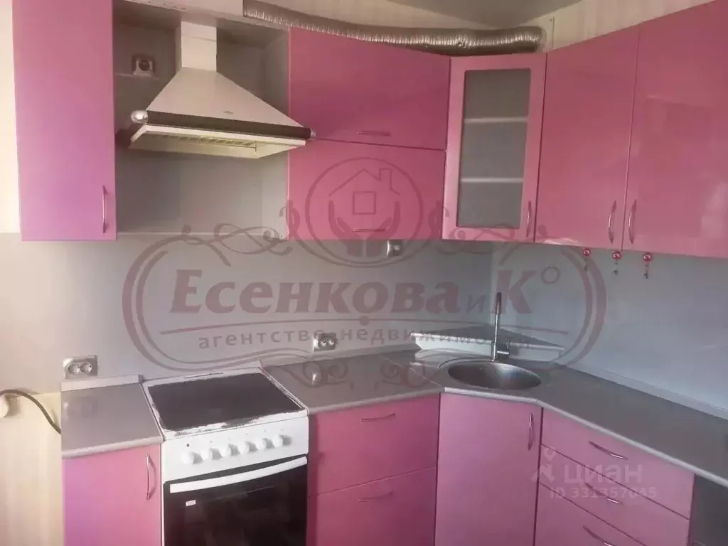 1-к кв. Курганская область, Курган Заозерный жилрайон, 4-й мкр, 17 ... - Фото 2