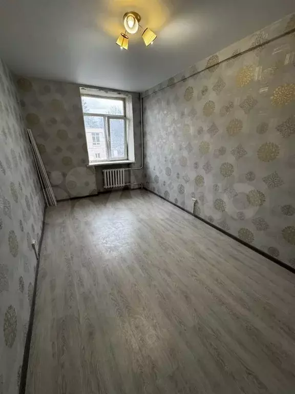Комната 15,5 м в 3-к., 2/3 эт. - Фото 0