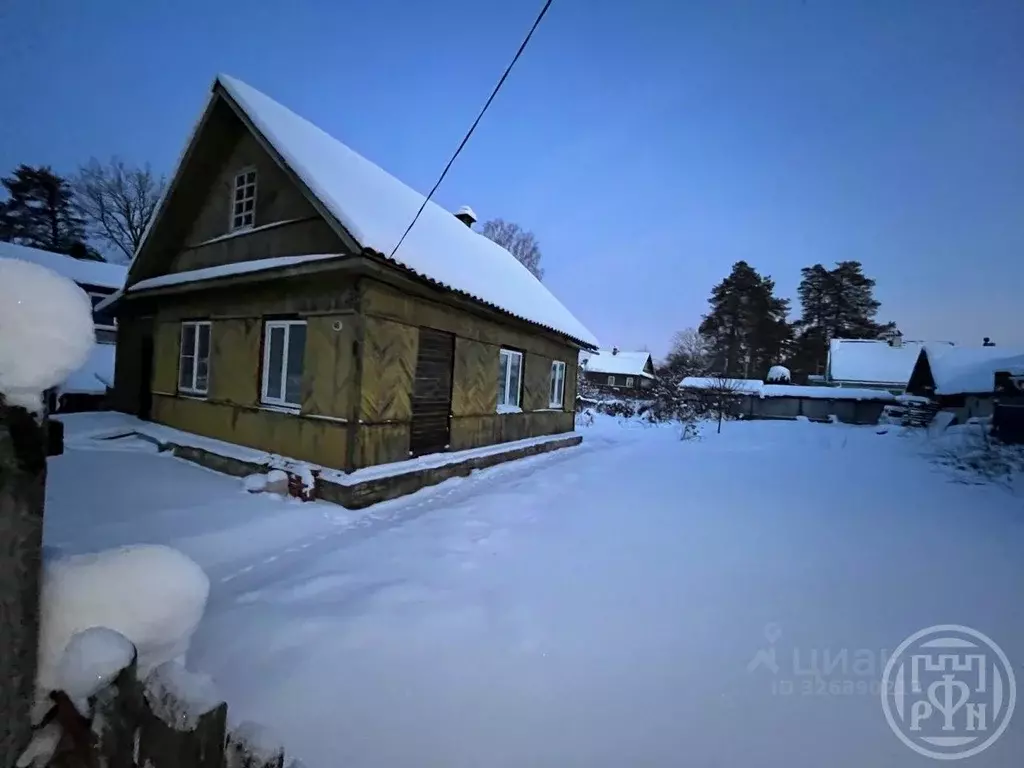 Дом в Ленинградская область, Луга Средняя Заречная ул., 46 (43 м) - Фото 0