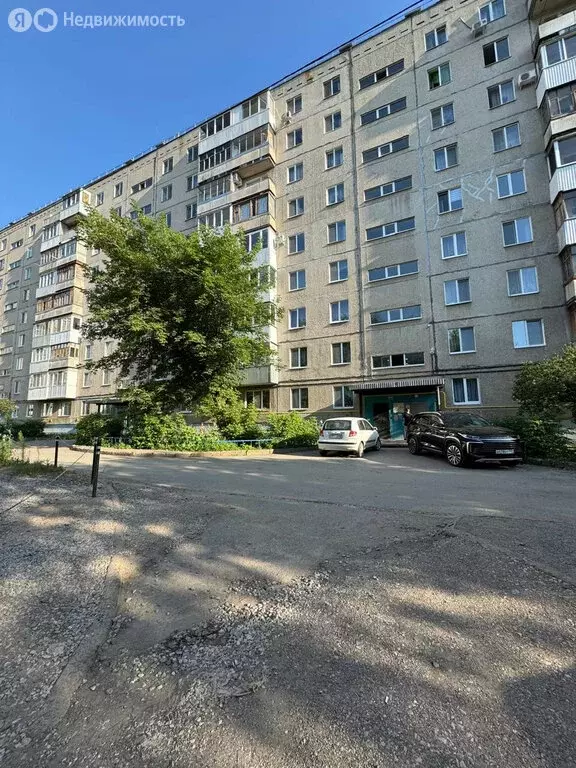 3-комнатная квартира: Уфа, улица Ферина, 18 (60 м) - Фото 0