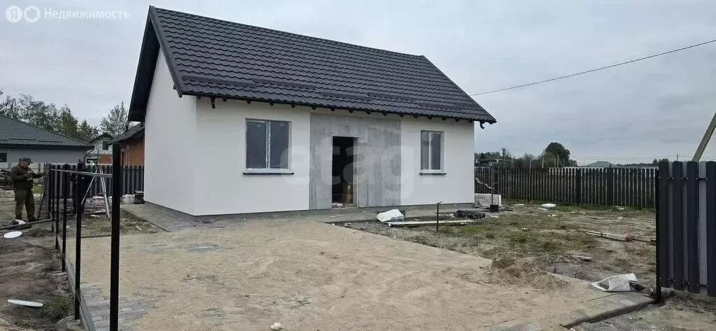 Дом в Калининградская область, Гурьевский муниципальный округ, посёлок ... - Фото 1