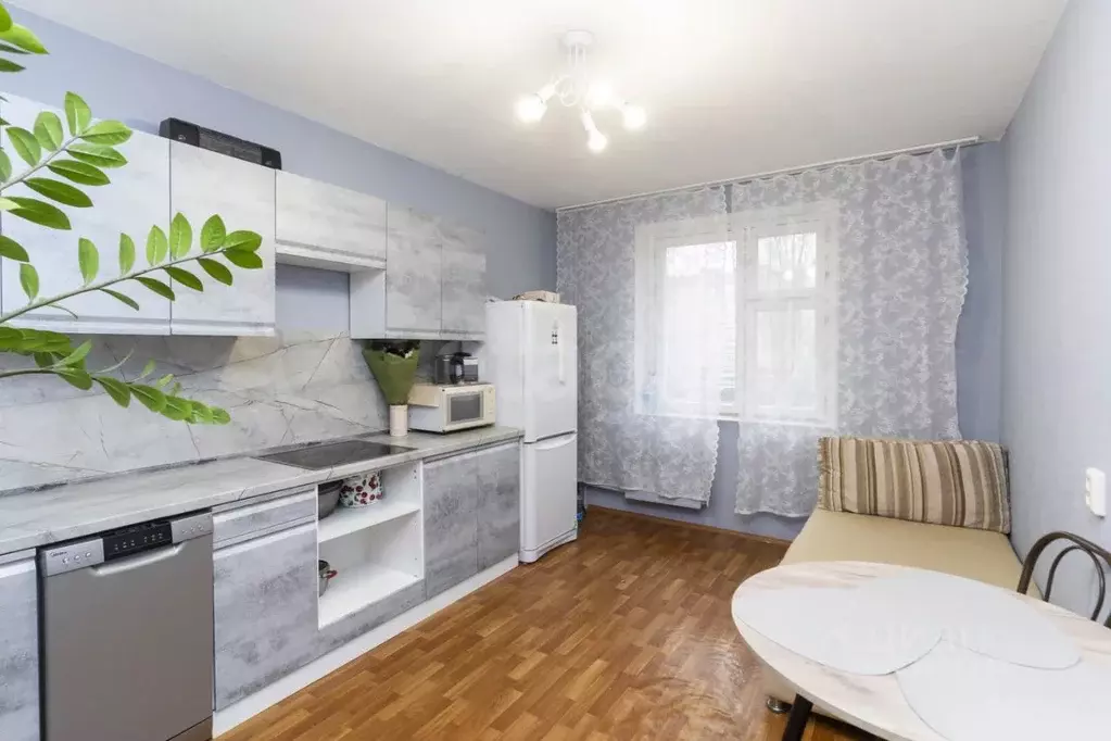 1-к кв. Тюменская область, Тюмень Широтная ул., 136 (44.7 м) - Фото 1