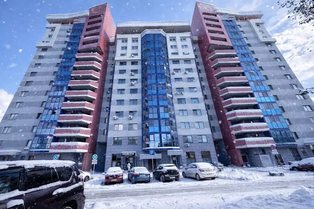 2-к кв. Алтайский край, Барнаул ул. Никитина, 107 (53.7 м) - Фото 0