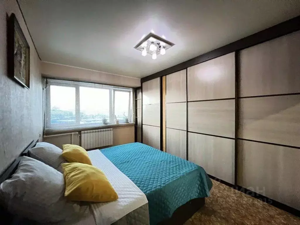 3-к кв. Орловская область, Орел пл. Поликарпова, 10 (75.0 м) - Фото 1