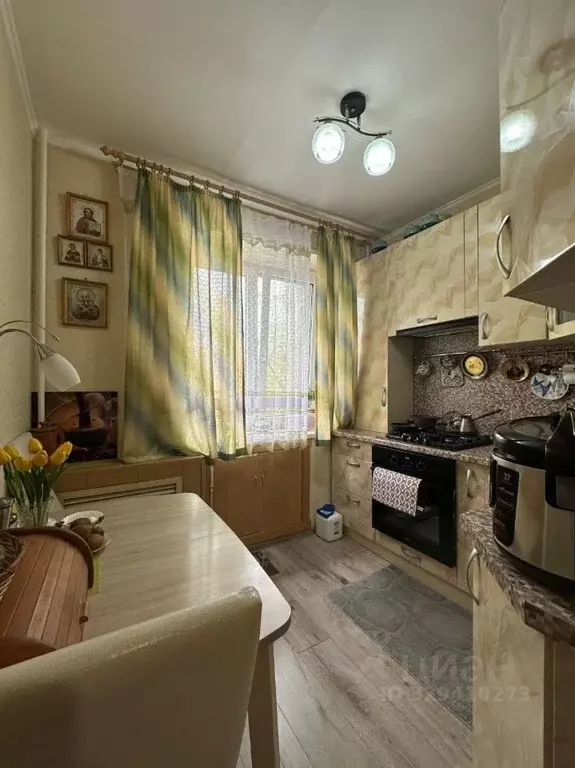 3-к кв. Псковская область, Псков ул. Алтаева, 4 (57.6 м) - Фото 1