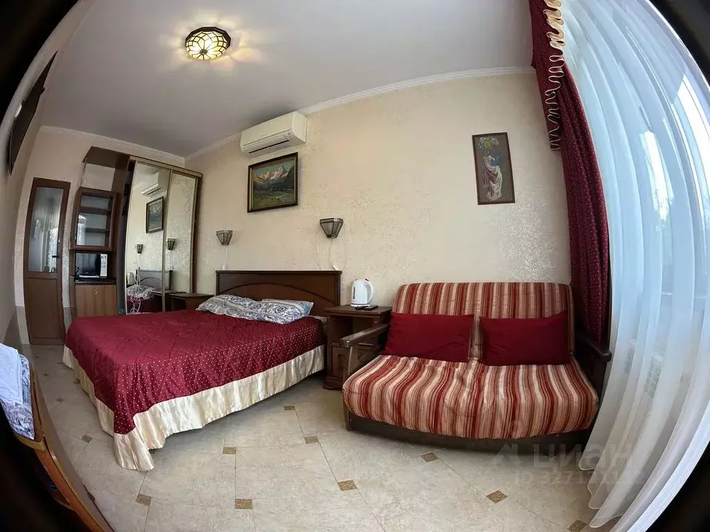 Комната Краснодарский край, Сочи Адлер жилрайон, ул. Прибрежная, 15 - Фото 2