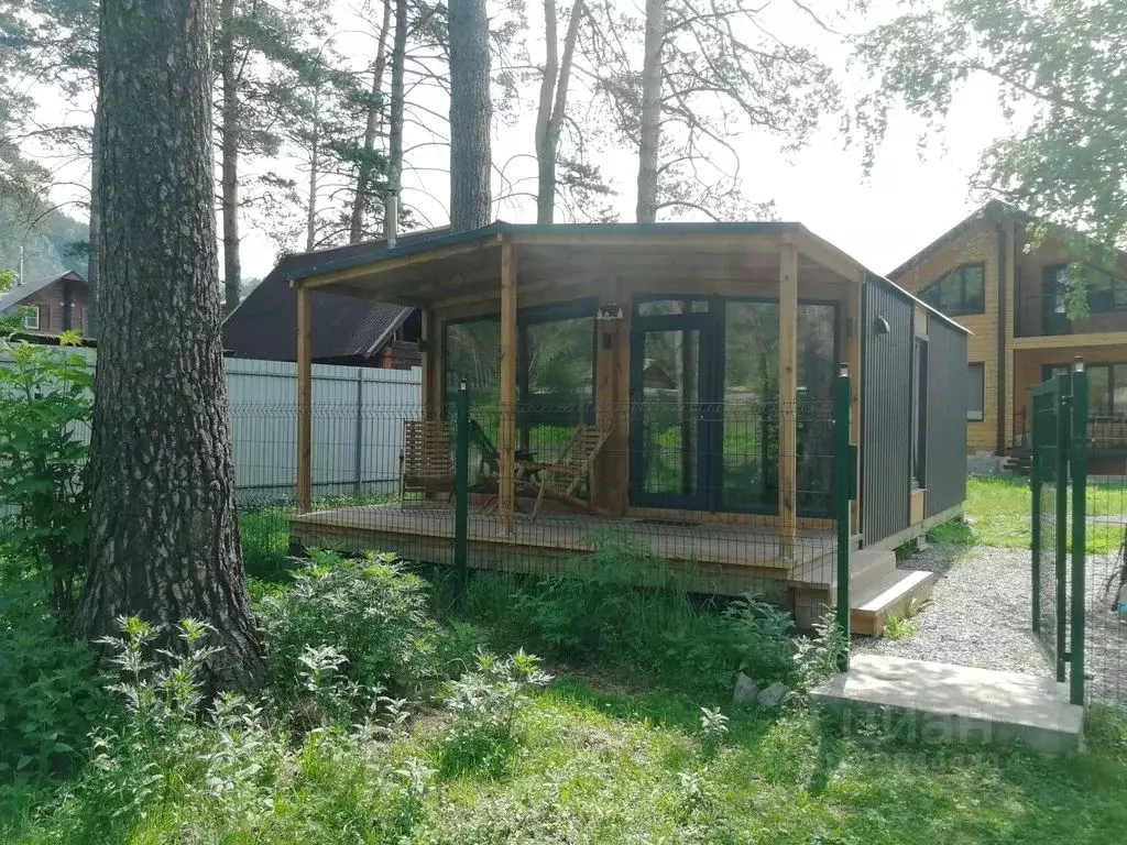 Дом в Алтай, Чемальский район, с. Чепош Лесной пер., 18А (40 м) - Фото 1