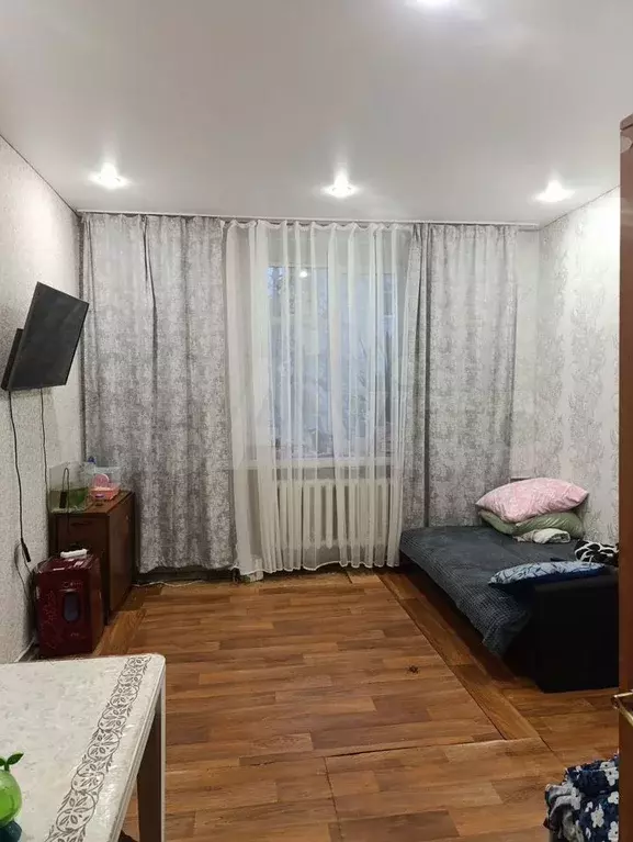 Комната 21 м в 1-к., 1/4 эт. - Фото 0