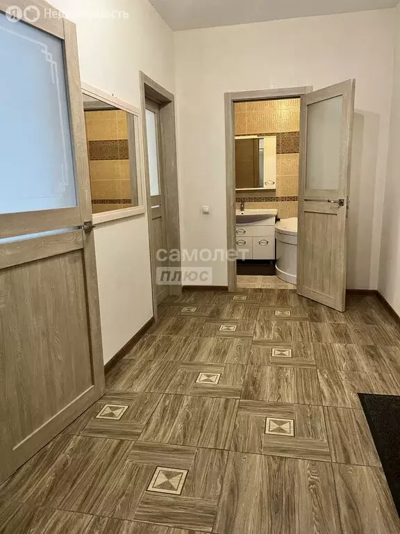 2-комнатная квартира: Иркутск, улица Безбокова, 30/7 (62 м) - Фото 1