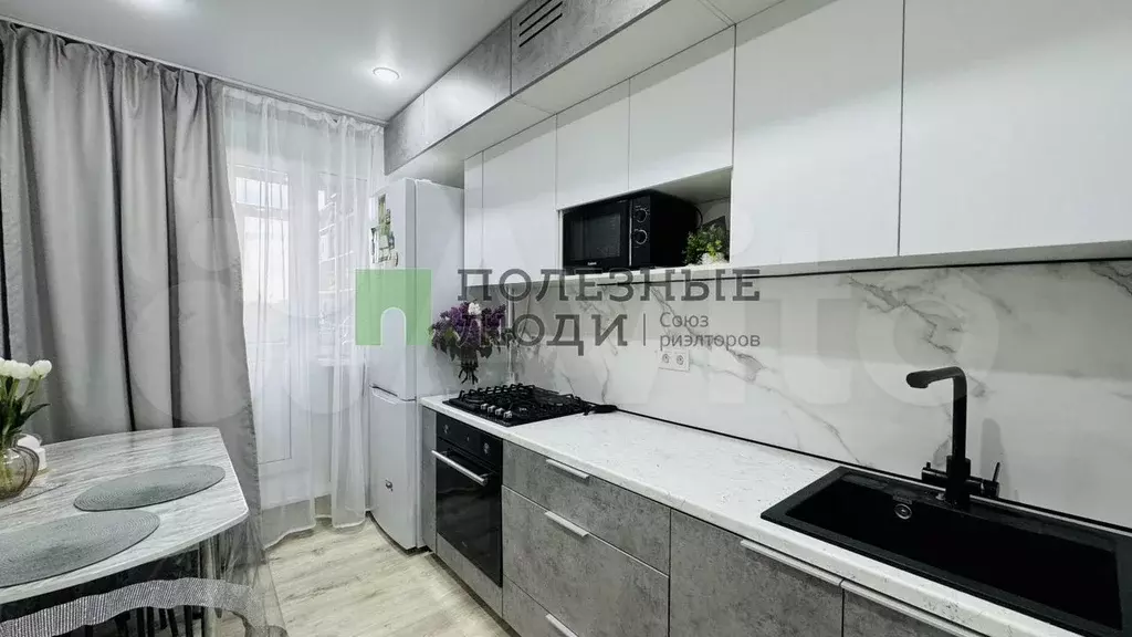 1-к. квартира, 34 м, 8/9 эт. - Фото 0