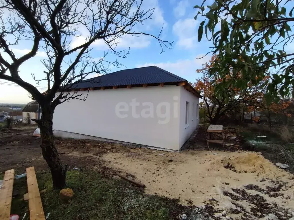 Дом в Крым, Симферопольский район, 3-й массив садовые участки, ... - Фото 1