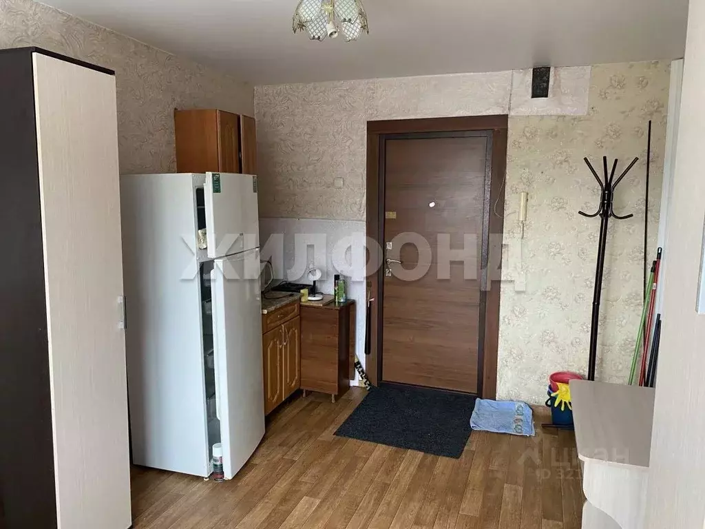 Комната Новосибирская область, Новосибирск Первомайская ул., 200 (13.5 ... - Фото 1