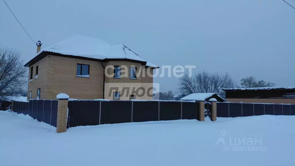 Коттедж в Алтайский край, Бийск городской округ, с. Фоминское ул. ... - Фото 1