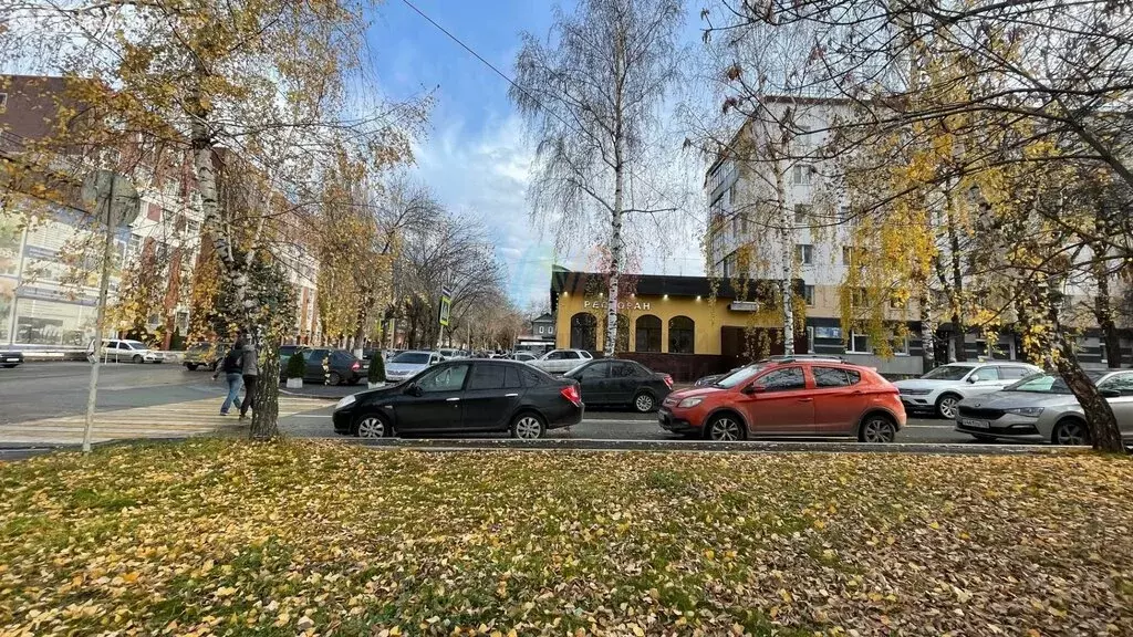 Торговая площадь (291 м) - Фото 2