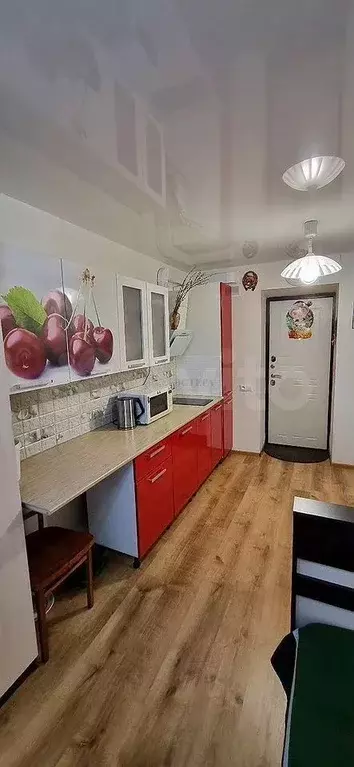 Комната 18,3 м в 5-к., 5/5 эт. - Фото 0