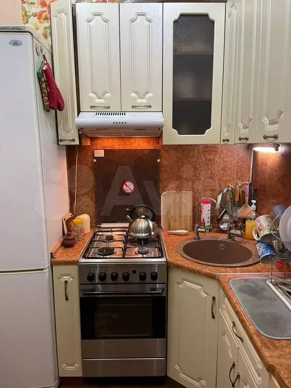 2-к. квартира, 45 м, 4/4 эт. - Фото 0