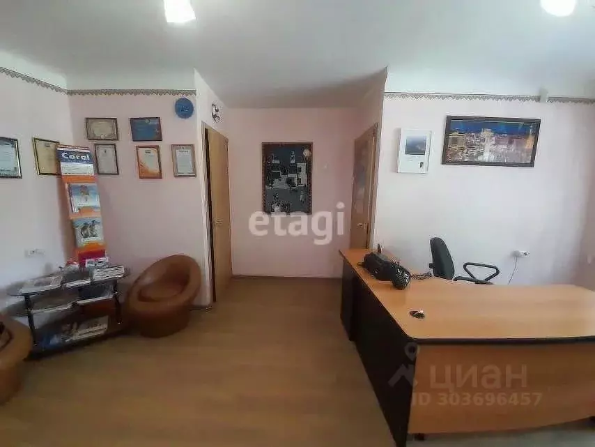 Офис в Тюменская область, Ишим ул. Карла Маркса (25 м) - Фото 0