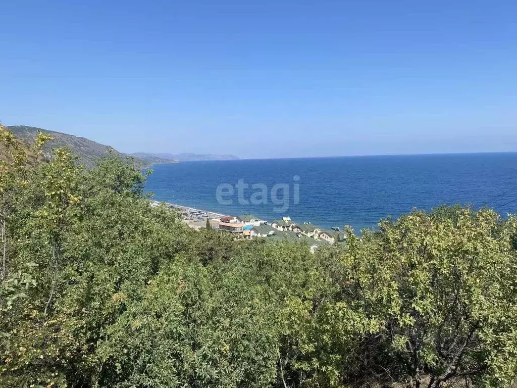 Участок в Крым, Алушта муниципальный округ, с. Рыбачье  (7.0 сот.) - Фото 1