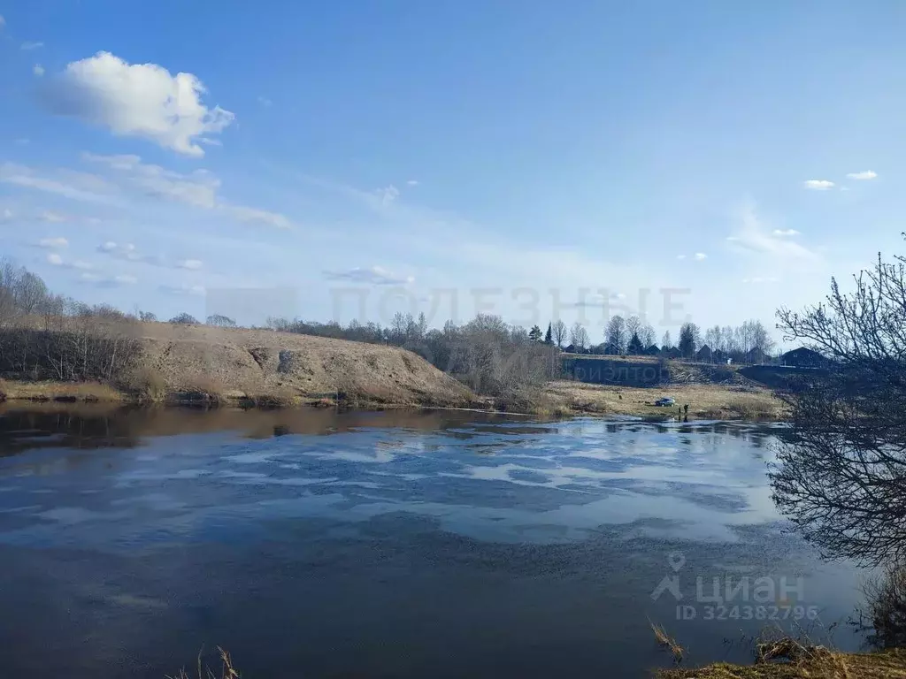 Дом в Новгородская область, Солецкий муниципальный округ, д. Дуброво ... - Фото 1