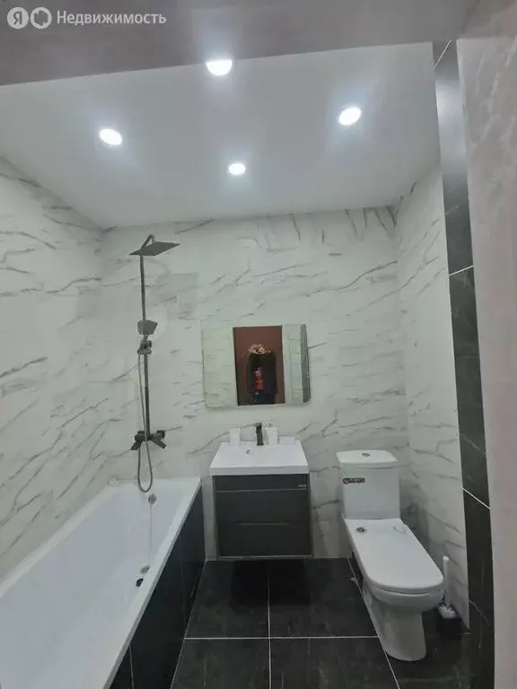 Квартира-студия: деревня Патрушева, улица Петра Ершова, 12 (29.4 м) - Фото 2