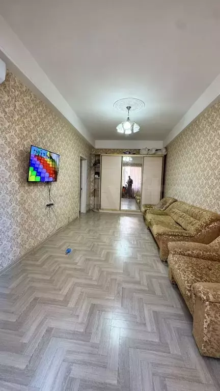 2-к. квартира, 65 м, 4/10 эт. - Фото 0