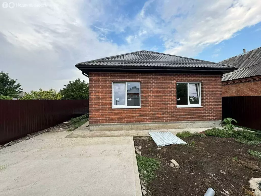 Дом в Динской район, станица Старомышастовская (85 м) - Фото 1