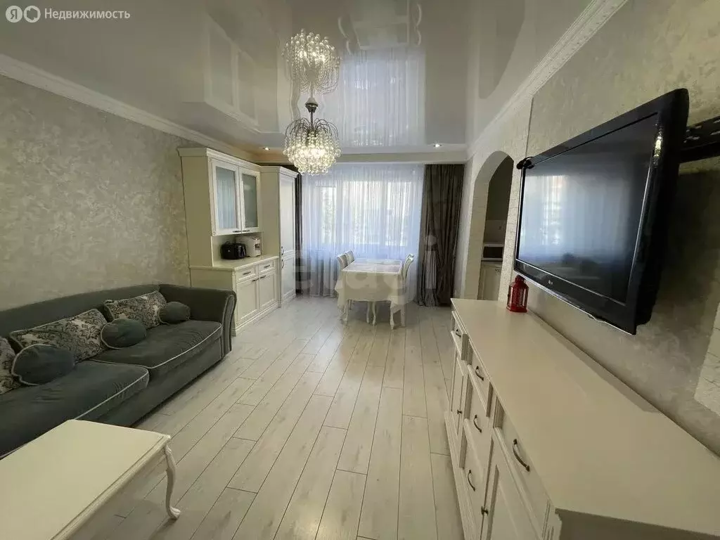 2-комнатная квартира: Тюмень, Широтная улица, 172к3 (82.8 м) - Фото 1