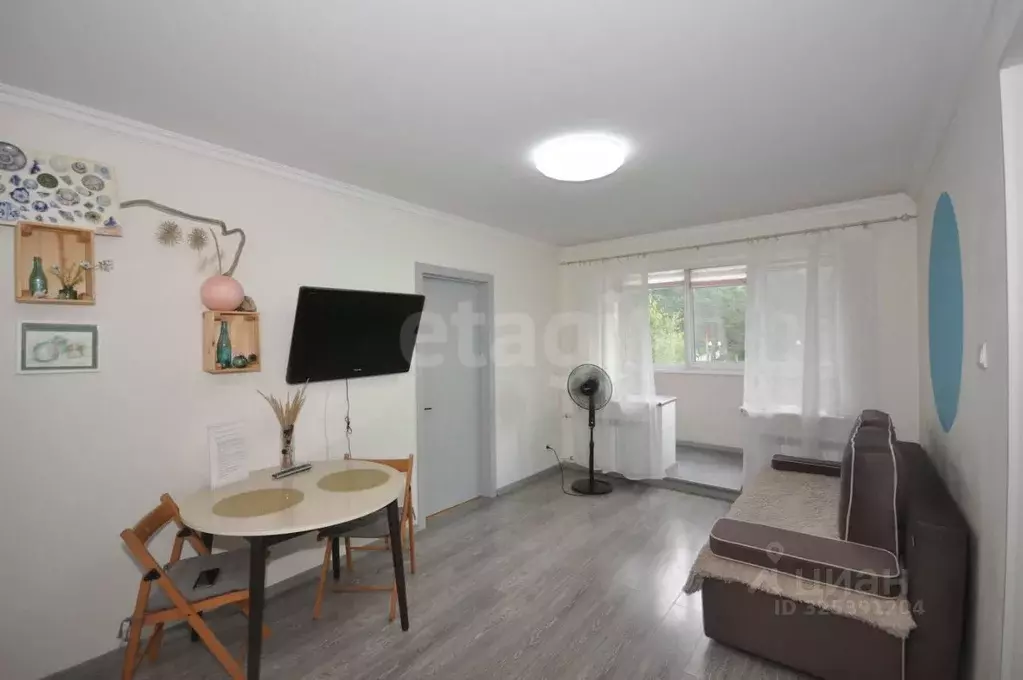 2-к кв. Сахалинская область, Южно-Сахалинск 7-й мкр, проезд ... - Фото 2