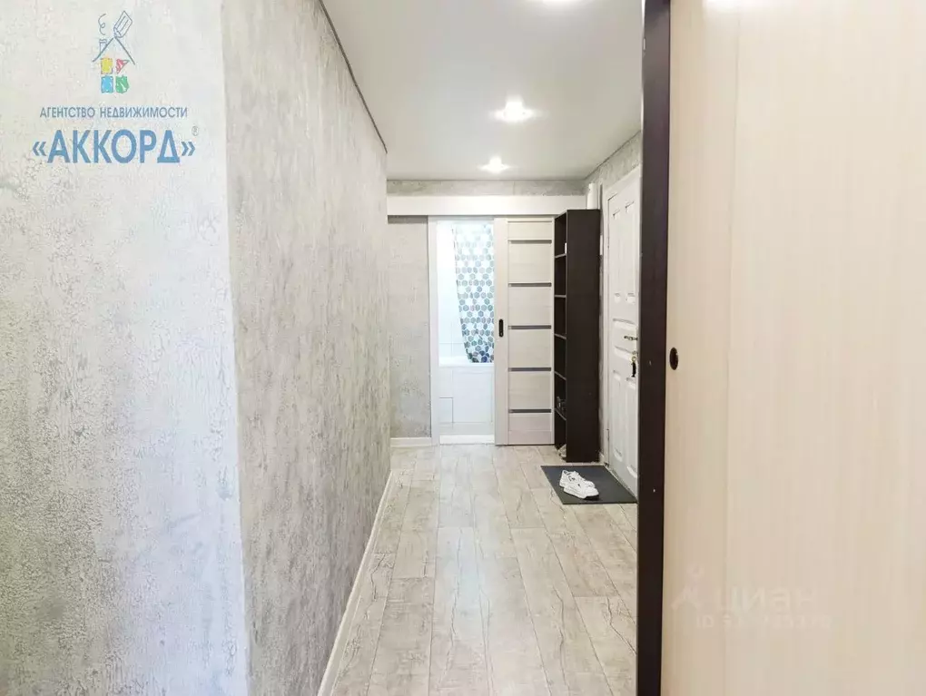 3-к кв. Алтайский край, Бийск ул. Вали Максимовой, 17 (58.4 м) - Фото 1