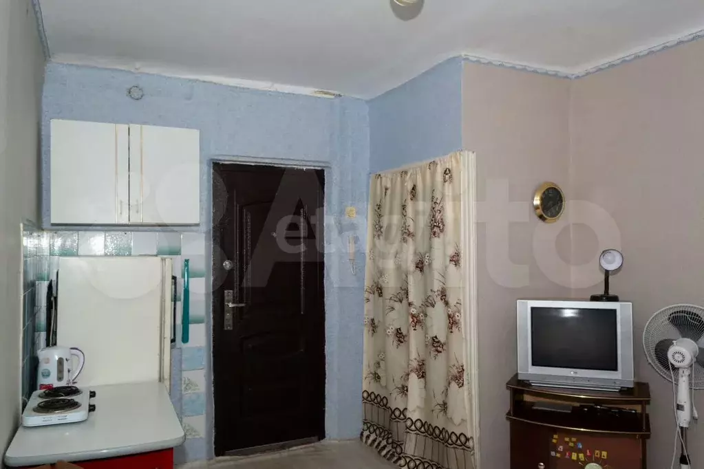 Комната 12,8 м в 1-к., 2/5 эт. - Фото 1