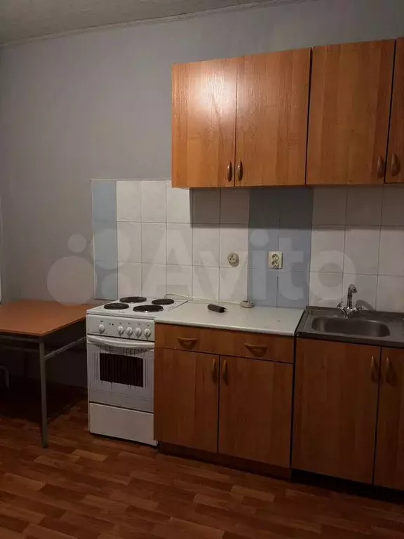 1-к. квартира, 38 м, 4/10 эт. - Фото 0