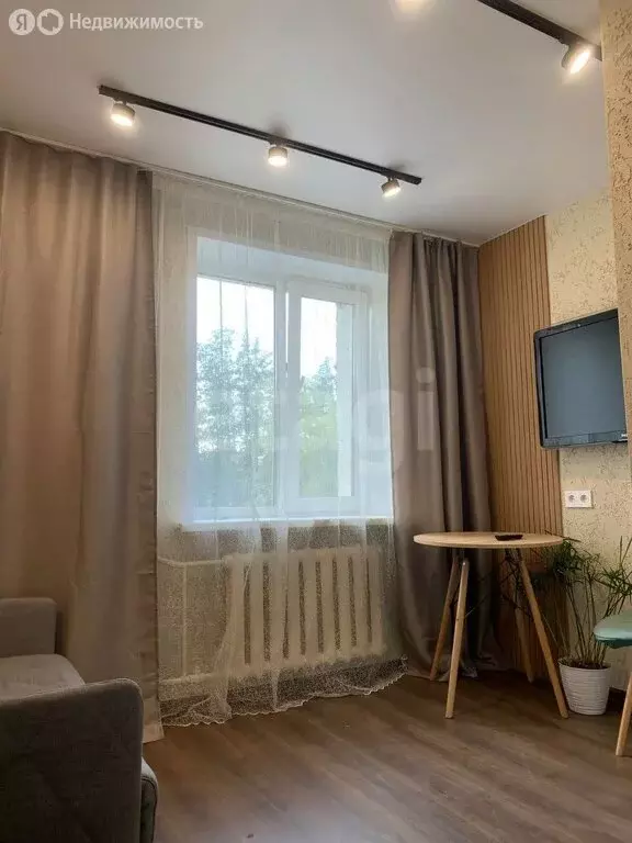 1к в -комнатной квартире (12 м) - Фото 0