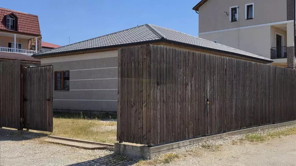 Дом в Краснодарский край, Геленджик городской округ, с. Кабардинка ... - Фото 1