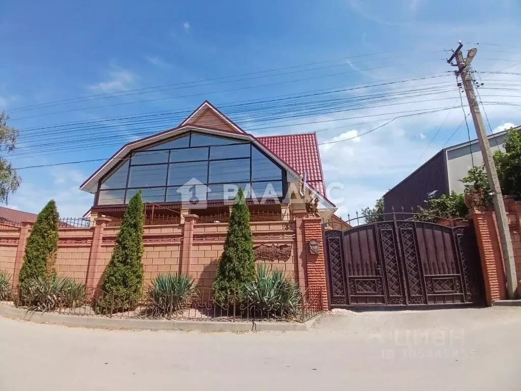 Дом в Крым, Симферопольский район, Добровское с/пос, с. Заречное ул. ... - Фото 2