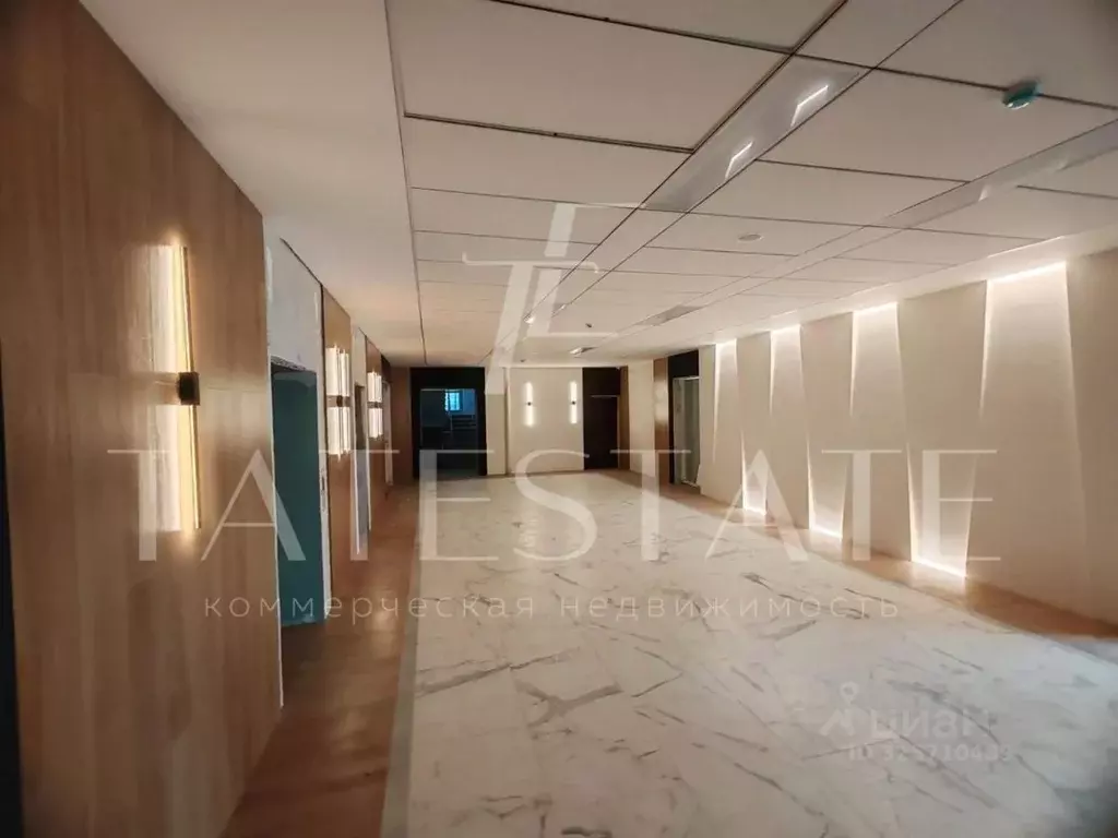 Офис в Татарстан, Казань ул. Ахтямова, 1 (310 м) - Фото 1