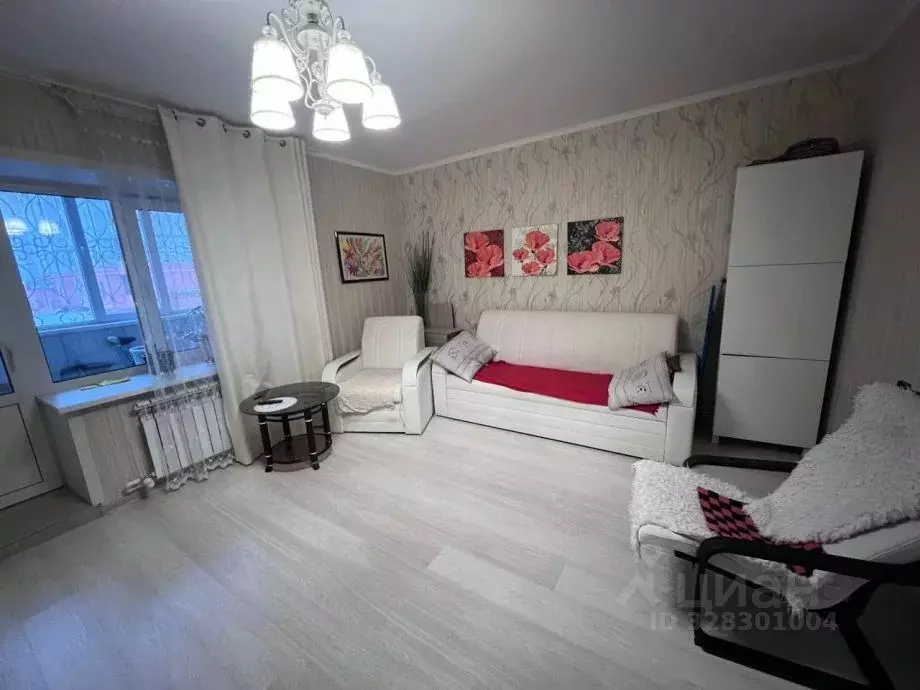 2-к кв. Татарстан, Зеленодольск ул. Гастелло, 15 (64.9 м) - Фото 1