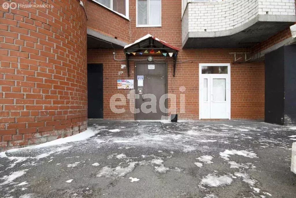 2-комнатная квартира: Тюмень, улица Мельникайте, 136к1 (71 м) - Фото 2